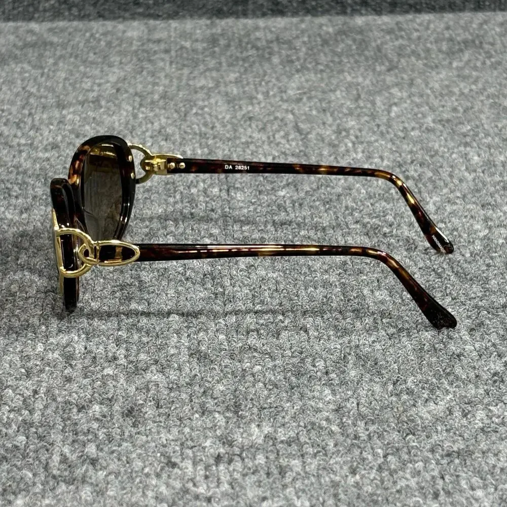 Rocco Originals Sunglasses Womens Brown Tortoise Oval UV400 Tinted Lenses Gold